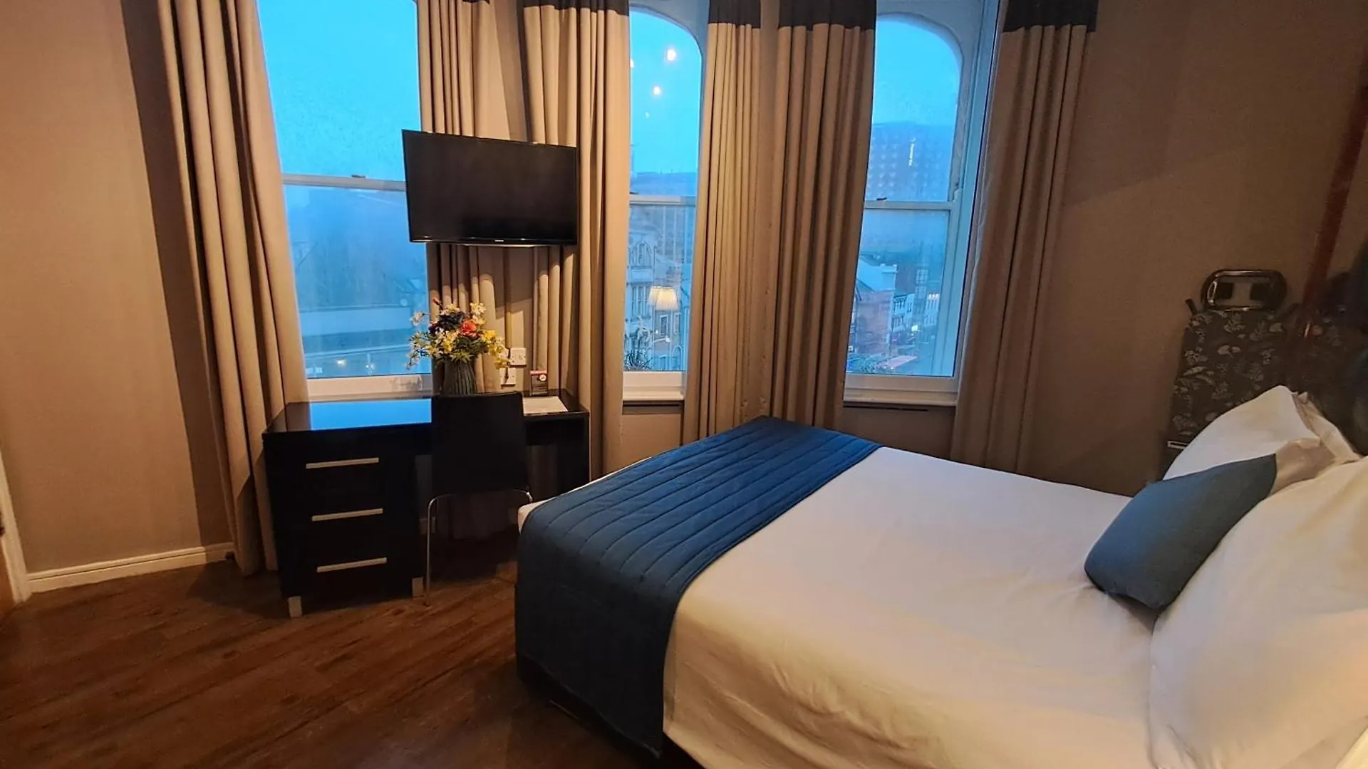 The Royal Hotel Cardiff 4*,  United Kingdom