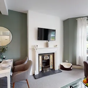 Taff Towers Apartment